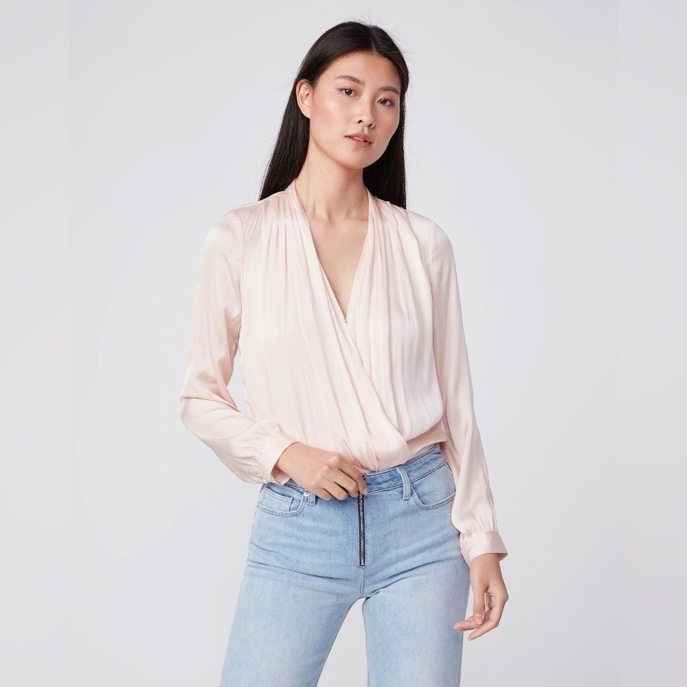 Paige Designer Light Pink Sevilla V-Neck Long Sleeve Bodysuit Women’s Size Small
